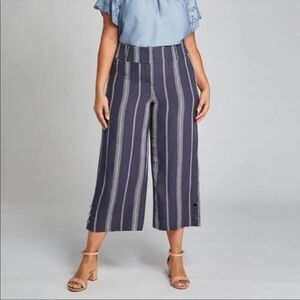 EUC Lane Bryant Laney Wide Leg Cropped Pants 20